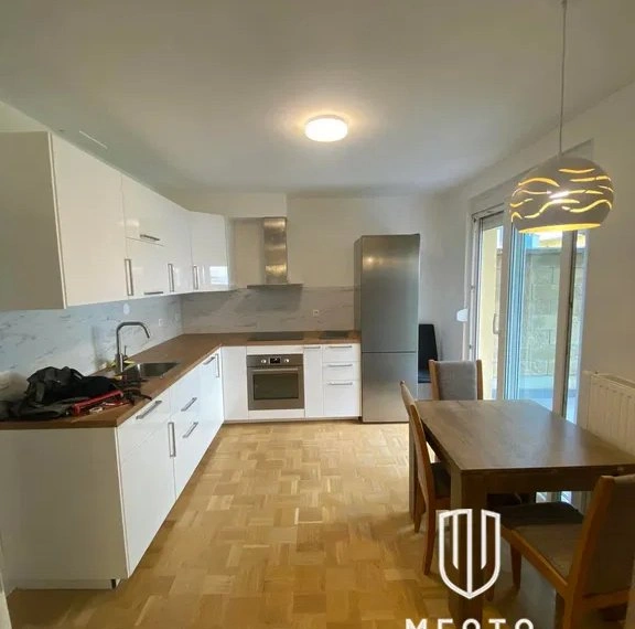 斯洛文尼亚 Grosuplje 46 m2 公寓,带车位