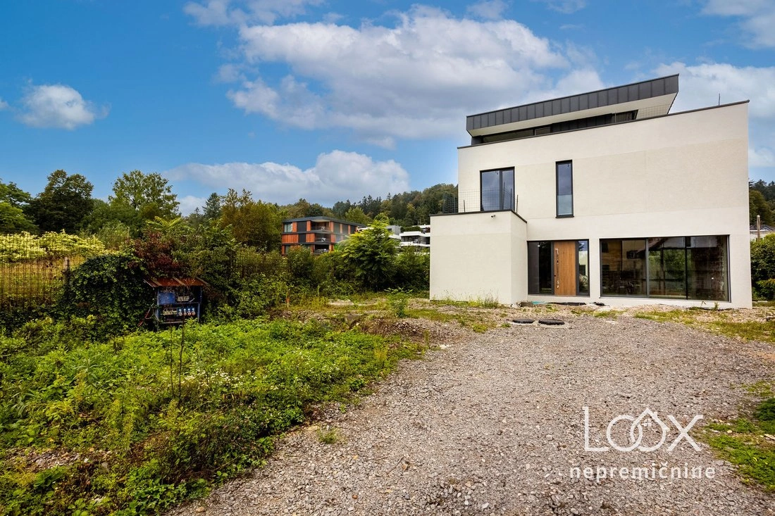 فيلا مساحتها 463 م² في ليوبليانا، سلوفينيا