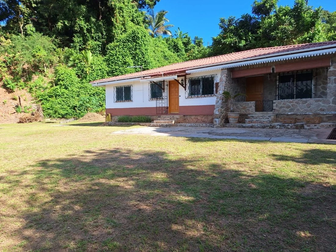 منزل مشرق بمساحة 108 م² في غراند آنس، سيشيل