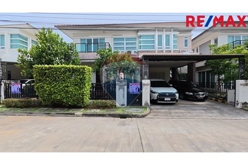 Spacious House 219 m² in Samut Prakan, Thailand