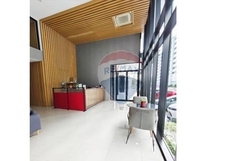 Apartment 1+1 with elevator in Samut Prakan, Thailand