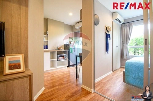 Apartment 3+1 with open parking space in Samut Prakan, Thailand