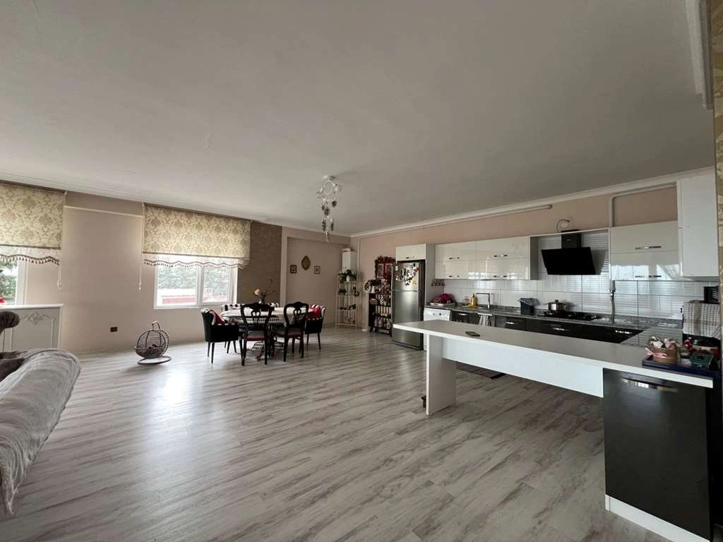 Trabzon, Turkey में विशाल 4-बेडरूम अपार्टमेंट