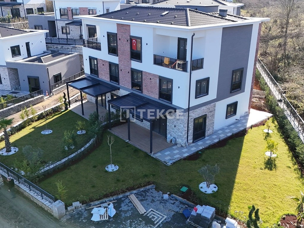منزل فاخر مكون من 4 غرف نوم في طرابزون، تركيا