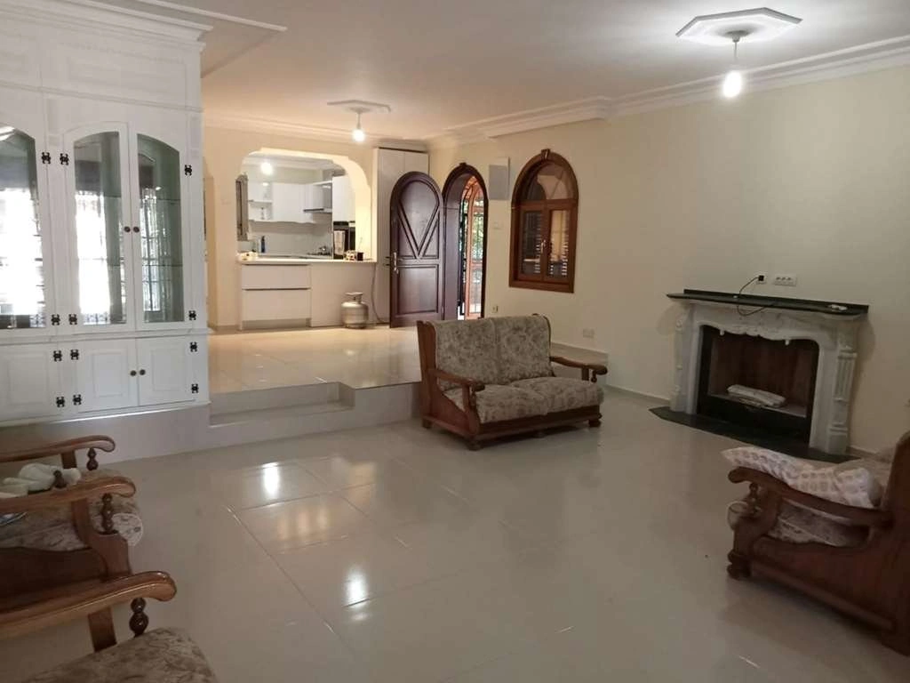 فيلا فسيحة مكوّنة من 4 غرف نوم في Cesme، تركيا