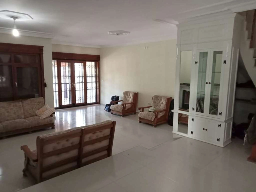 فيلا فسيحة مكوّنة من 4 غرف نوم في Cesme، تركيا