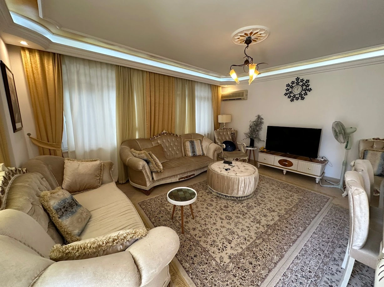 अलान्या, तुर्की में लिफ्ट वाला 2+1 अपार्टमेंट