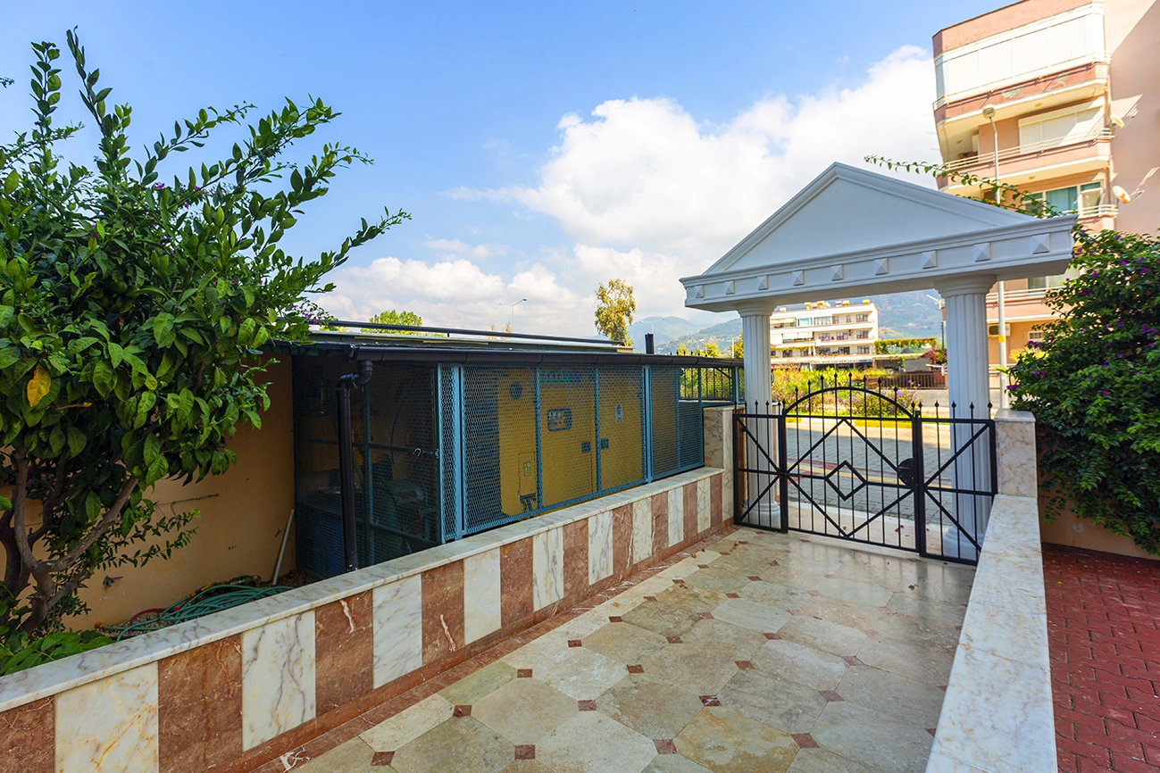 अलान्या में बगीचे वाला 2-बेडरूम अपार्टमेंट