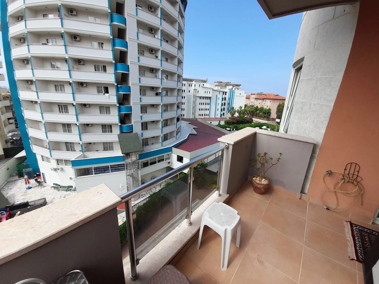 अलान्या में लिफ्ट के साथ 2-बेडरूम अपार्टमेंट