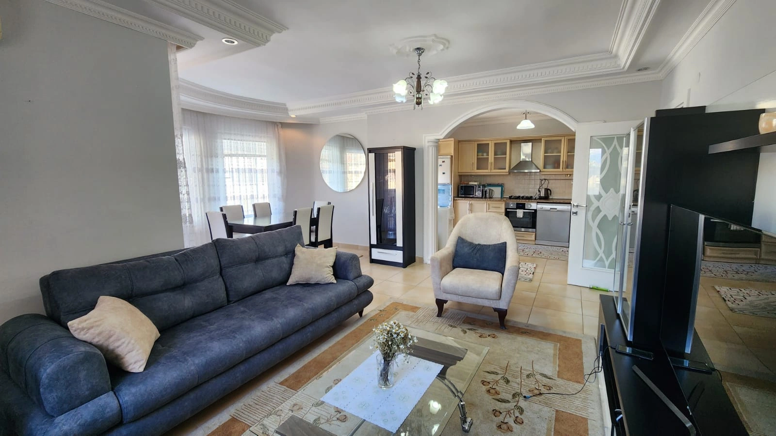 अलान्या में लिफ्ट के साथ 2-बेडरूम अपार्टमेंट