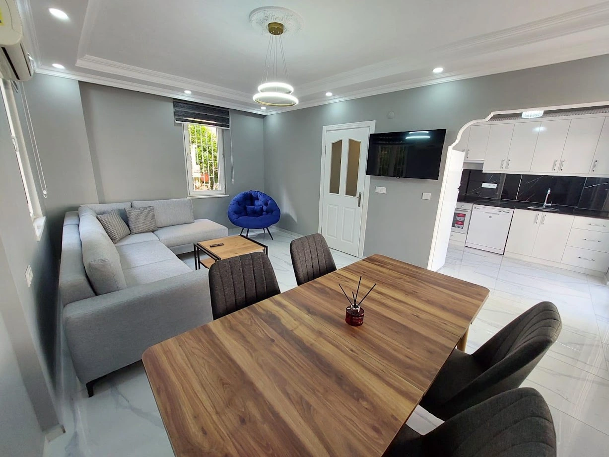 अलान्या, तुर्की में मुफ्त पार्किंग वाला 2+1 अपार्टमेंट