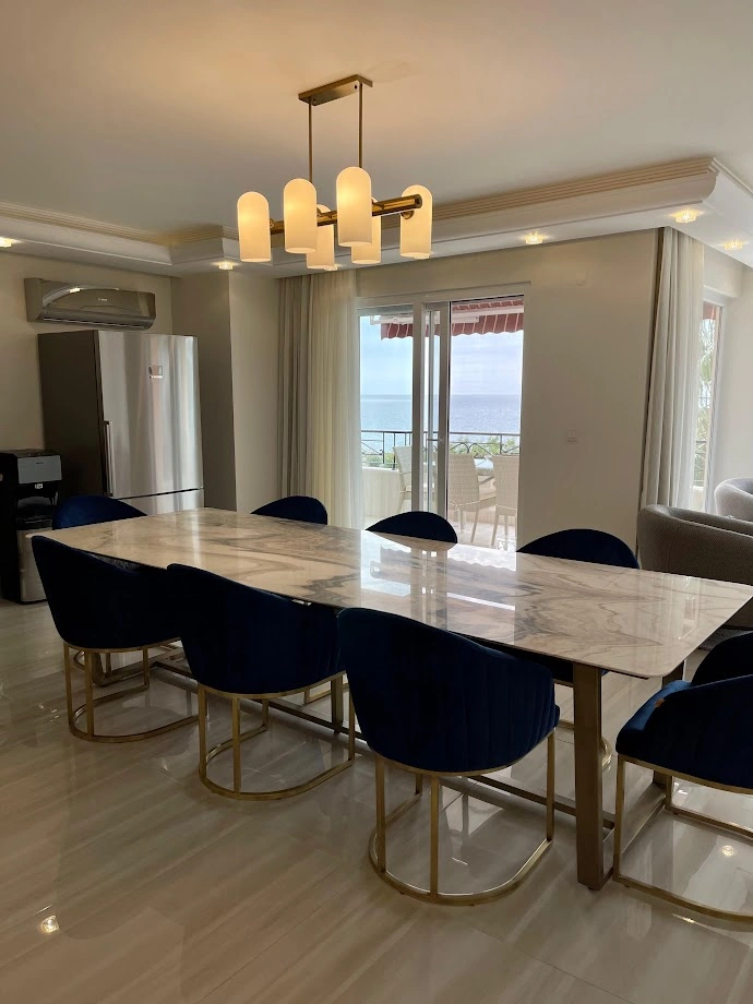 Wohnung 300 m² mit Meerblick in Alanya