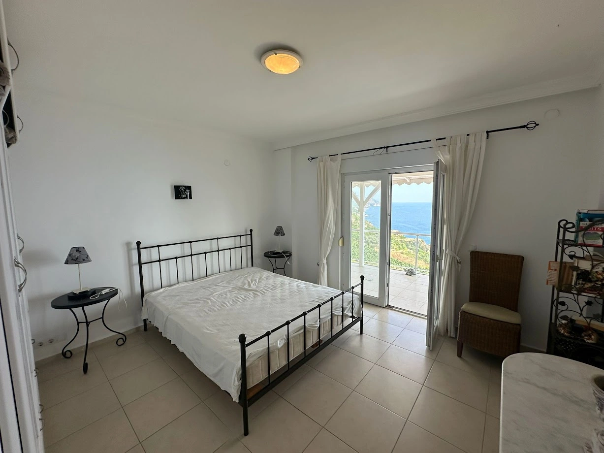 فيلا مكونة من 4 غرف نوم مع مسبح إنفينيتي في ألانيا، تركيا