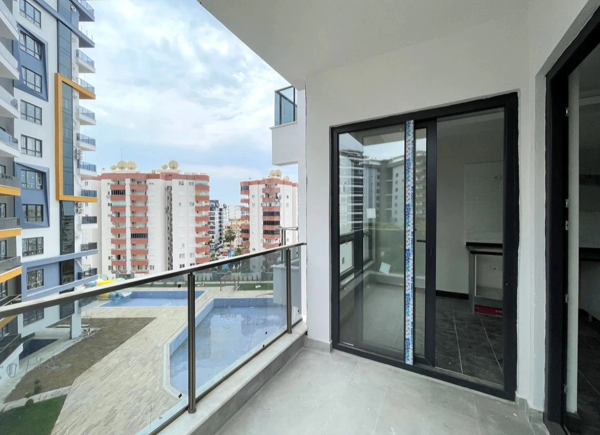 New apartment 1+1 in Aksu Antalya