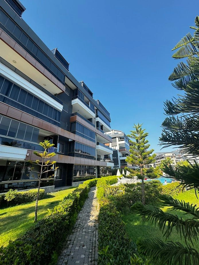 Luxury apartment 170 m2 in Alanya, Oba district