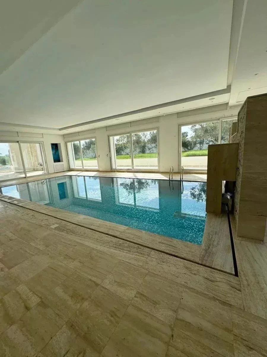 Villa 5+1 mit Garage in Sousse, Tunesien