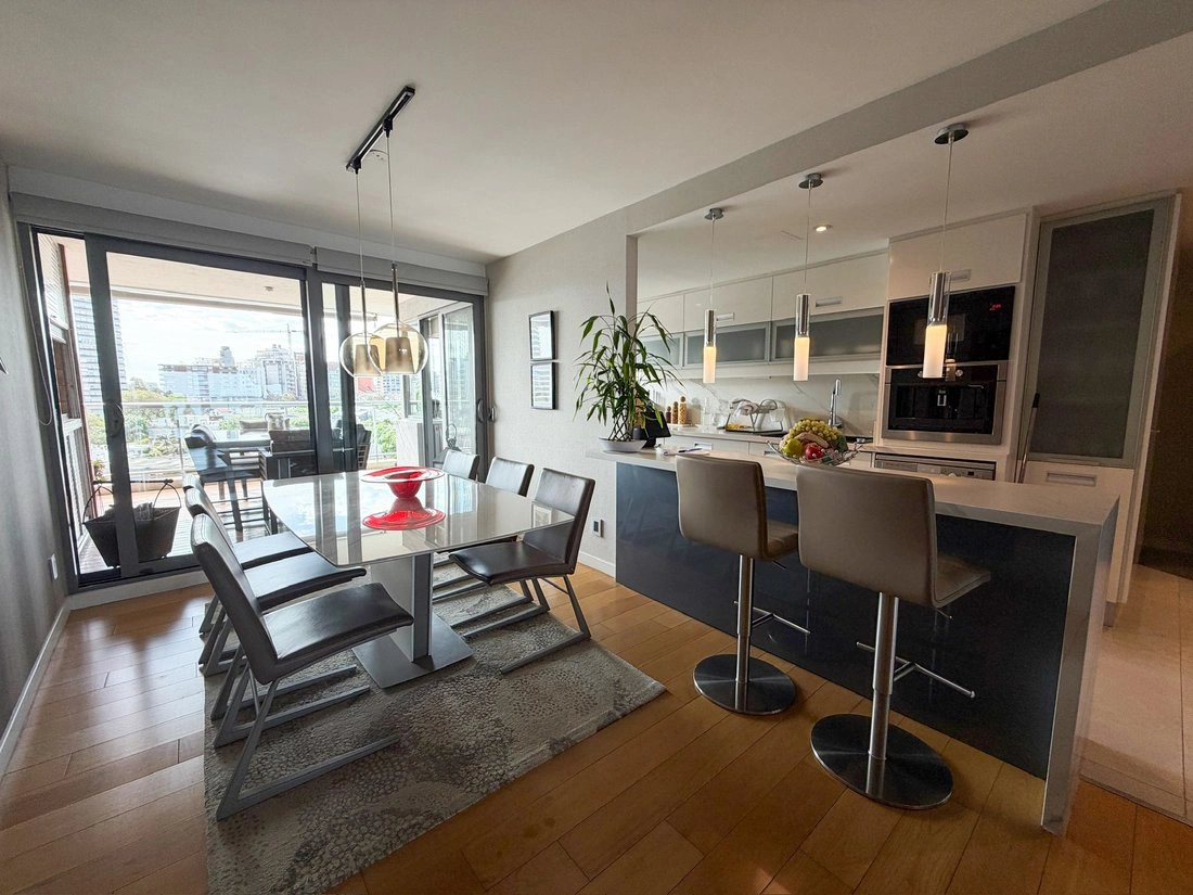 乌拉圭蒙得维的亚海景公寓,面积218 m²