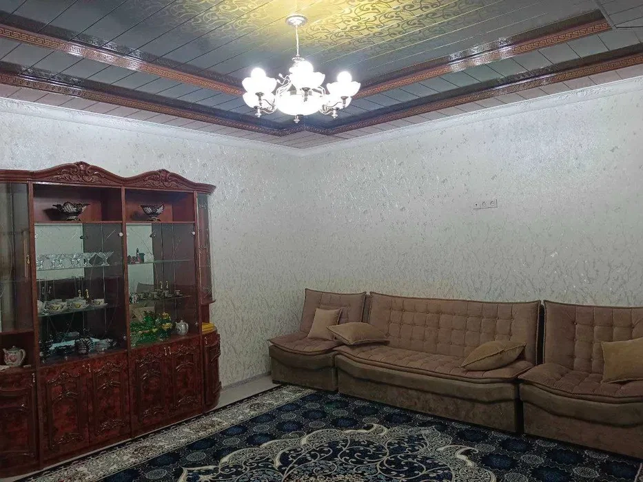 乌兹别克斯坦纳曼干 5+1 带花园住宅