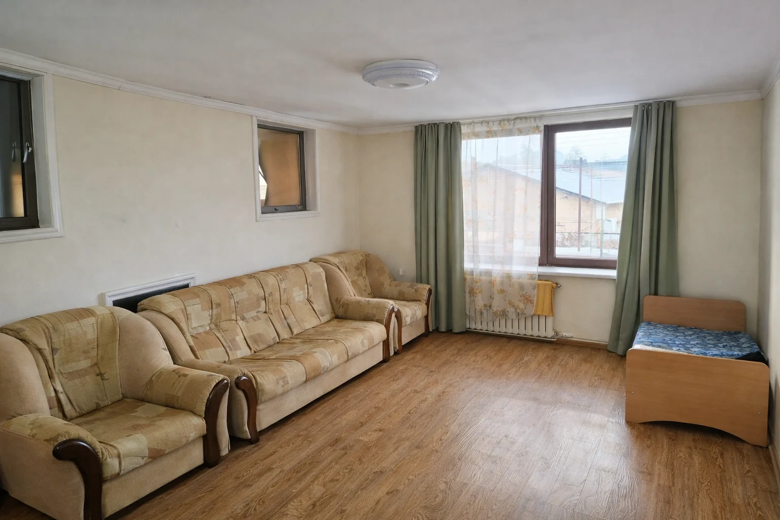 Casa 5+1 con jardín en Taskent, Uzbekistán