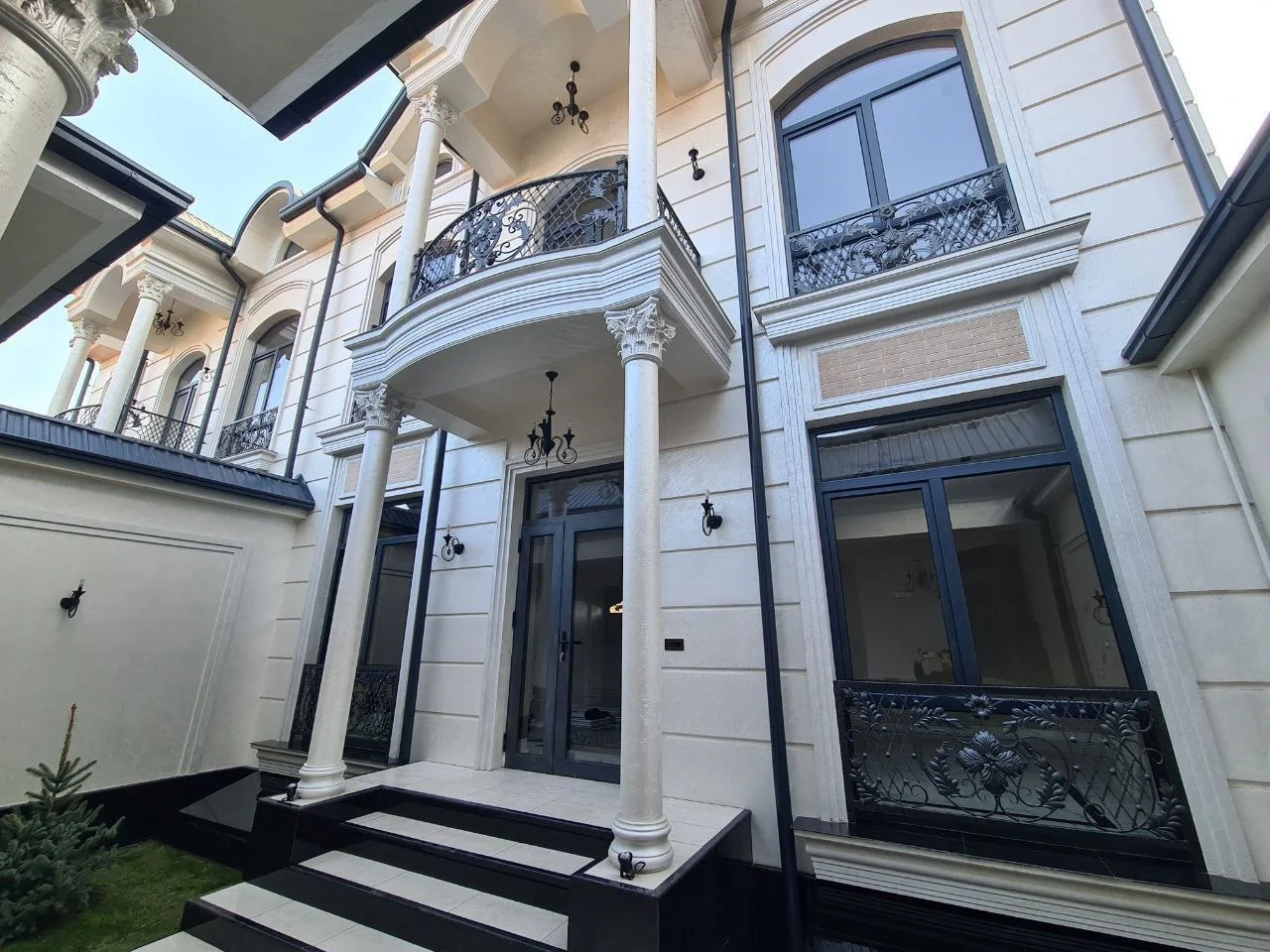 塔什干,乌兹别克斯坦 350 m2 带桑拿的房屋