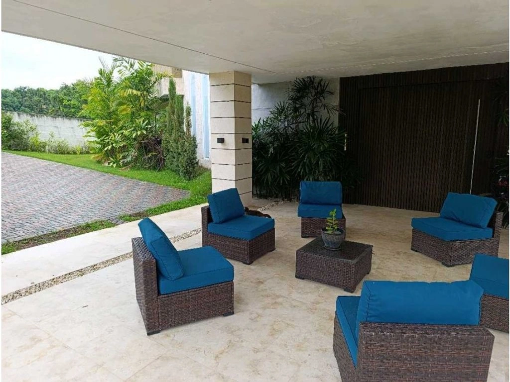 委内瑞拉瓦伦西亚市 2050 m² 带露天泳池的住宅