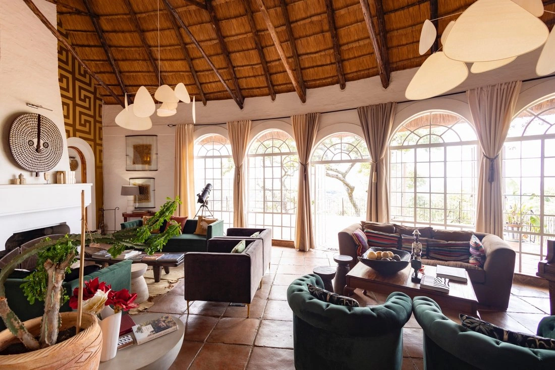 位于津巴布韦哈拉雷的带壁炉房屋