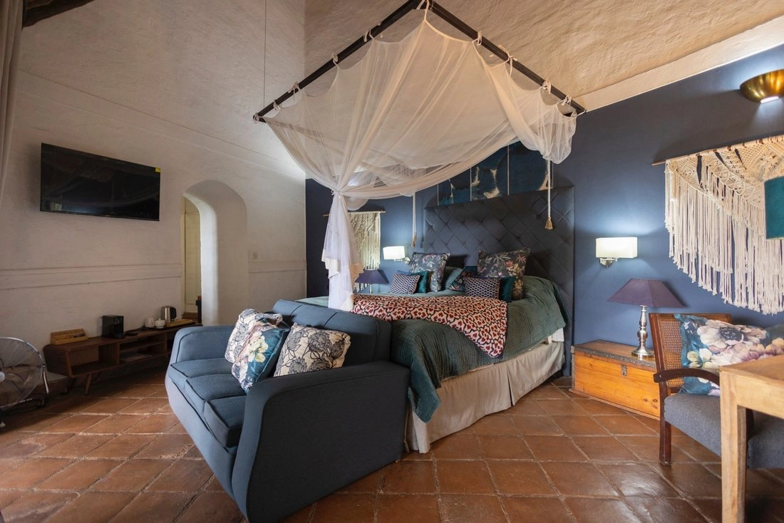 位于津巴布韦哈拉雷的带壁炉房屋