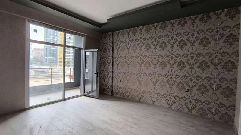 科尼亚塞菲卡区宽敞的220平米公寓