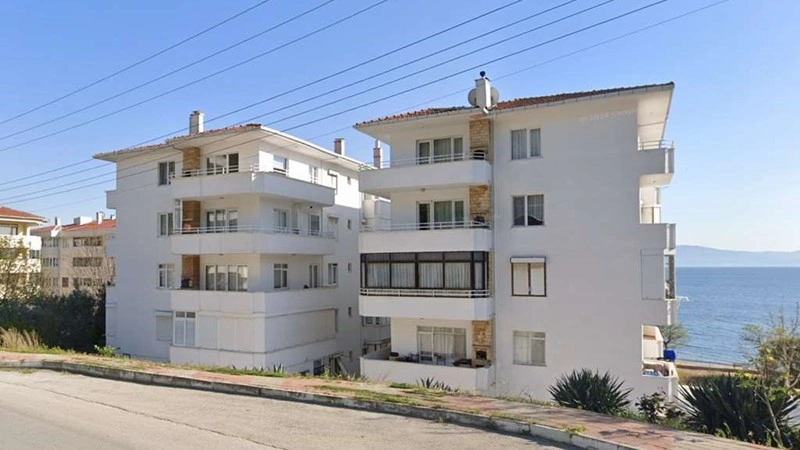 아르무틀루 바이르에 위치한 85 m2 가구가 완비된 아파트