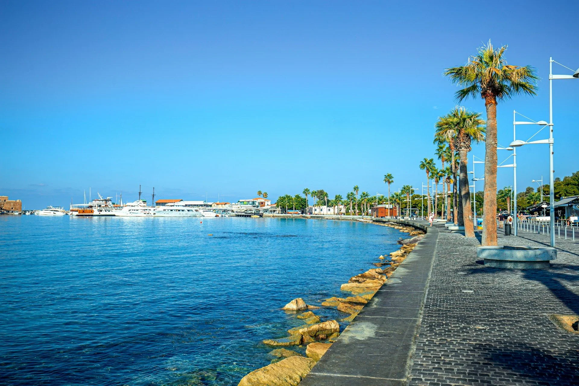 Pafos'ta Konut Yatırımları – Stratejik Portföy | VelesClub Int.