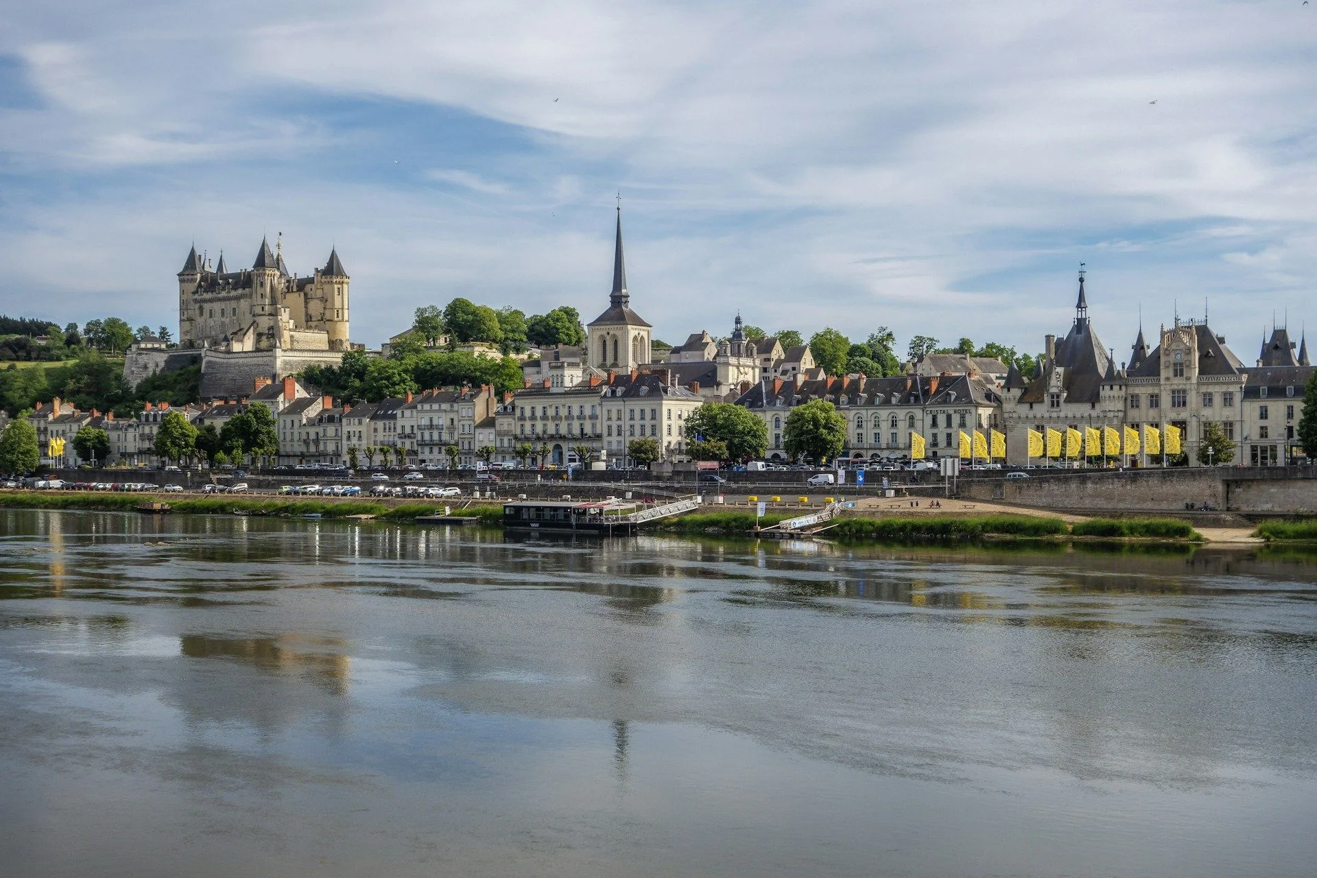 Perspectivas de Investimento Imobiliário na Região do Pays de la Loire – Tendências do Mercado e Análise | VelesClub Int.