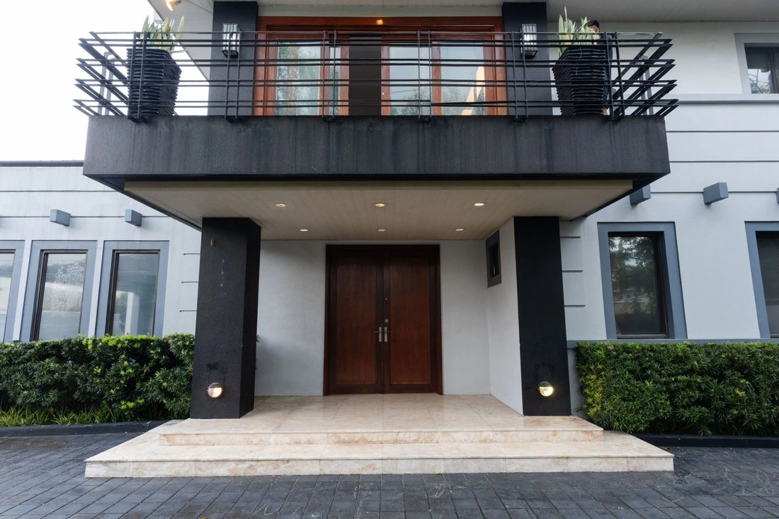 Семейный дом 5+1 в Мака́ти, Филиппины