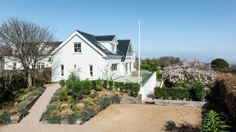 Spacious house 260 m2 in Perth, Scotland