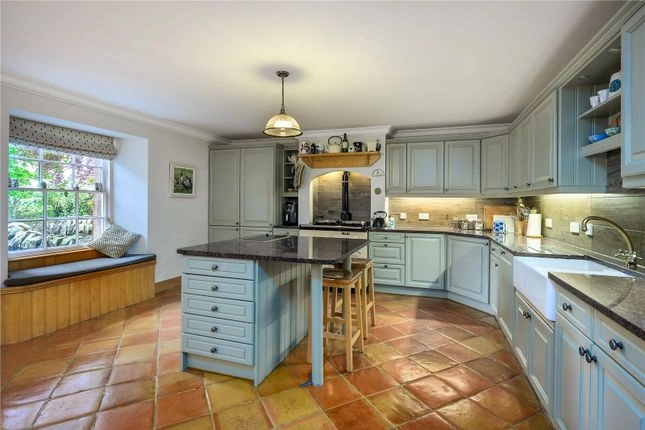 스코틀랜드 퍼스의 넓은 주택 386 m2