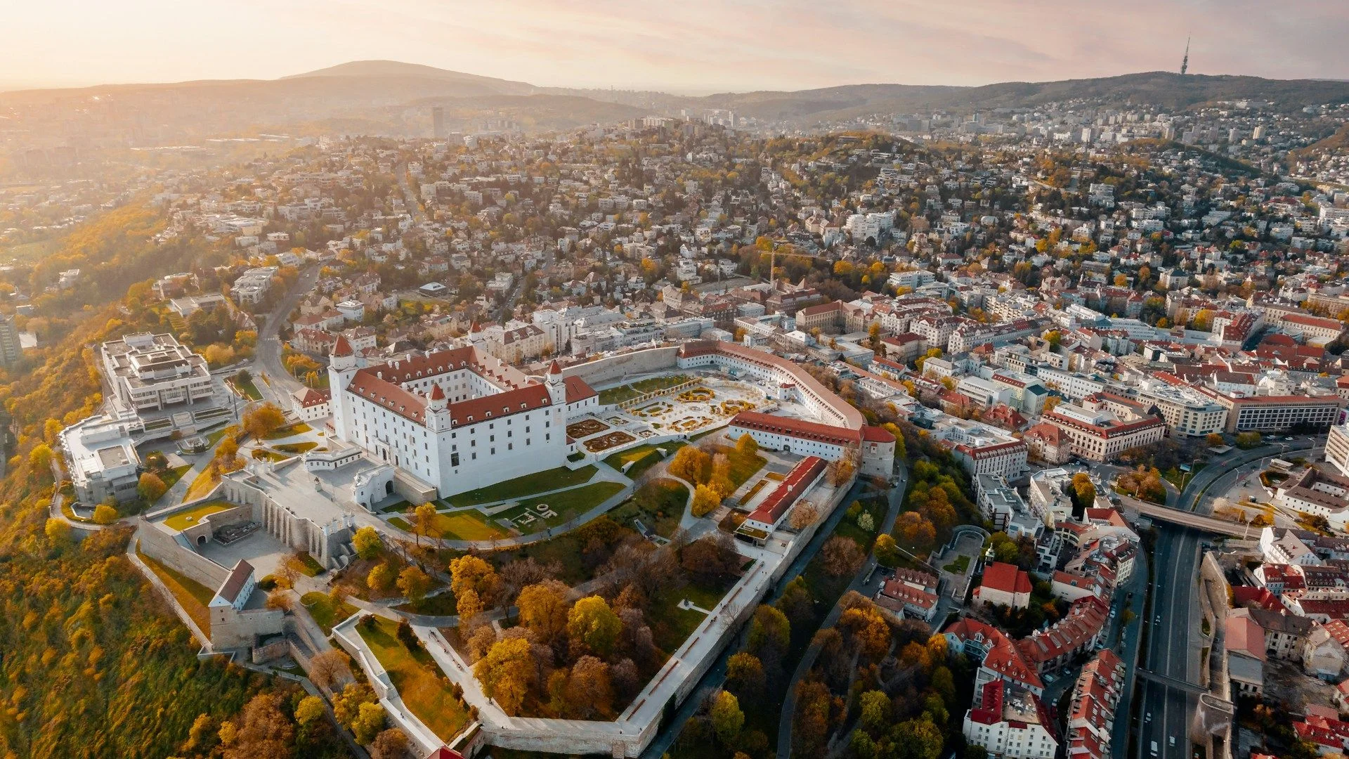 Slovakya'da İkincil Mülklerin Sahipten-Alıcıya Satışı – VelesClub Int.