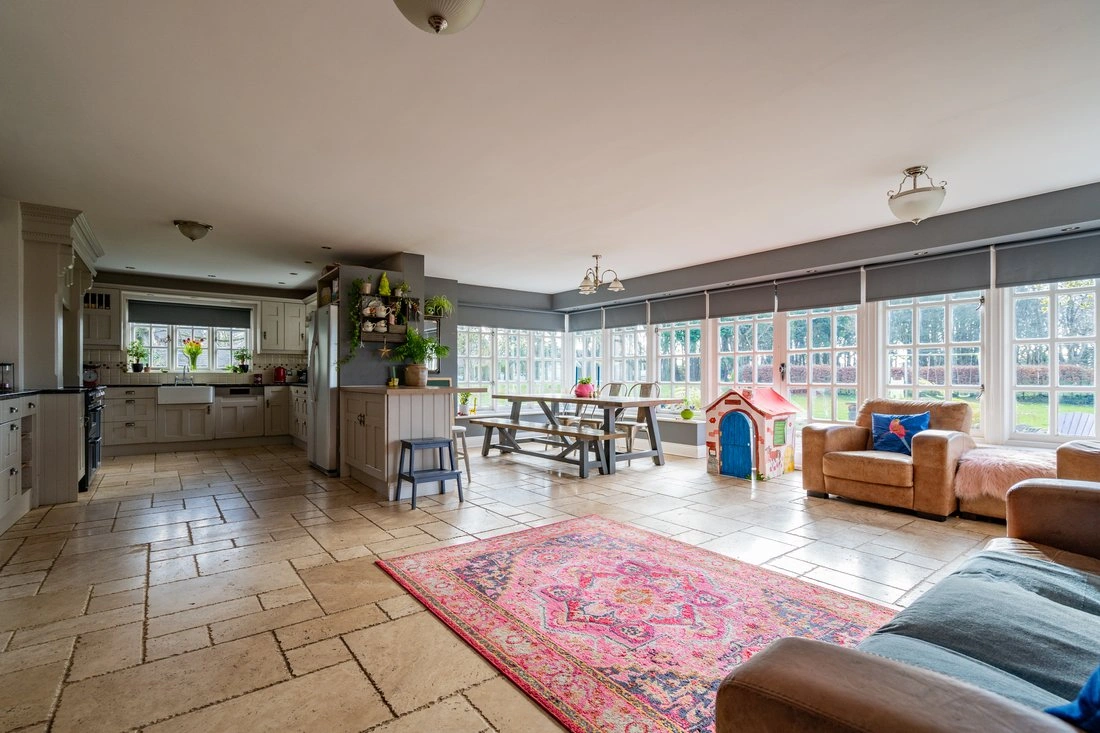 翻新 8+1 卧乡间别墅,威尔士斯旺西