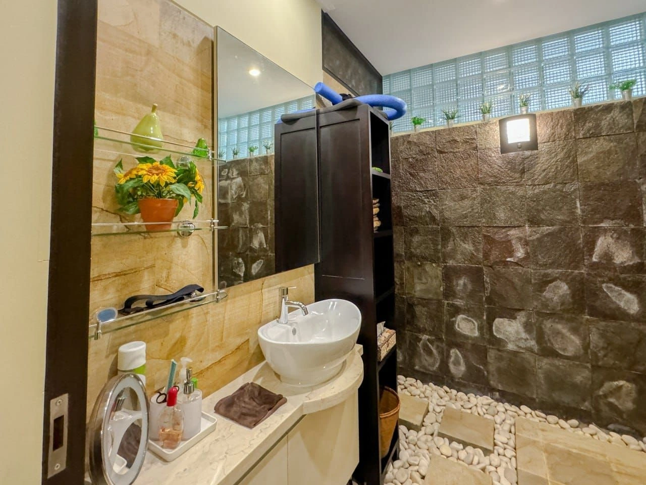 5 Bedroom Villa with private pool