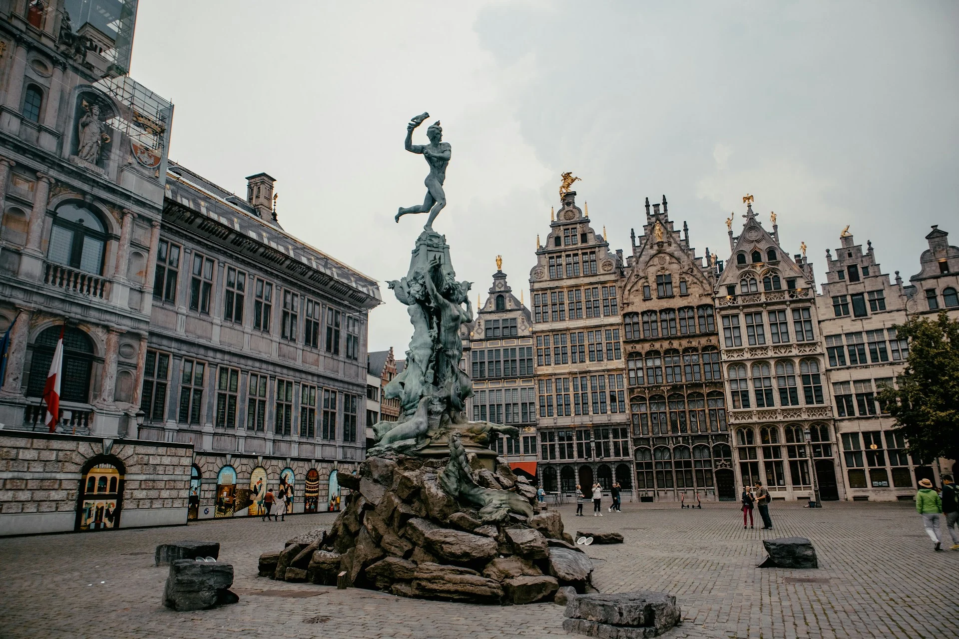 Secondary Real Estate in Antwerp – Quality Pre-Owned Homes | VelesClub Int.