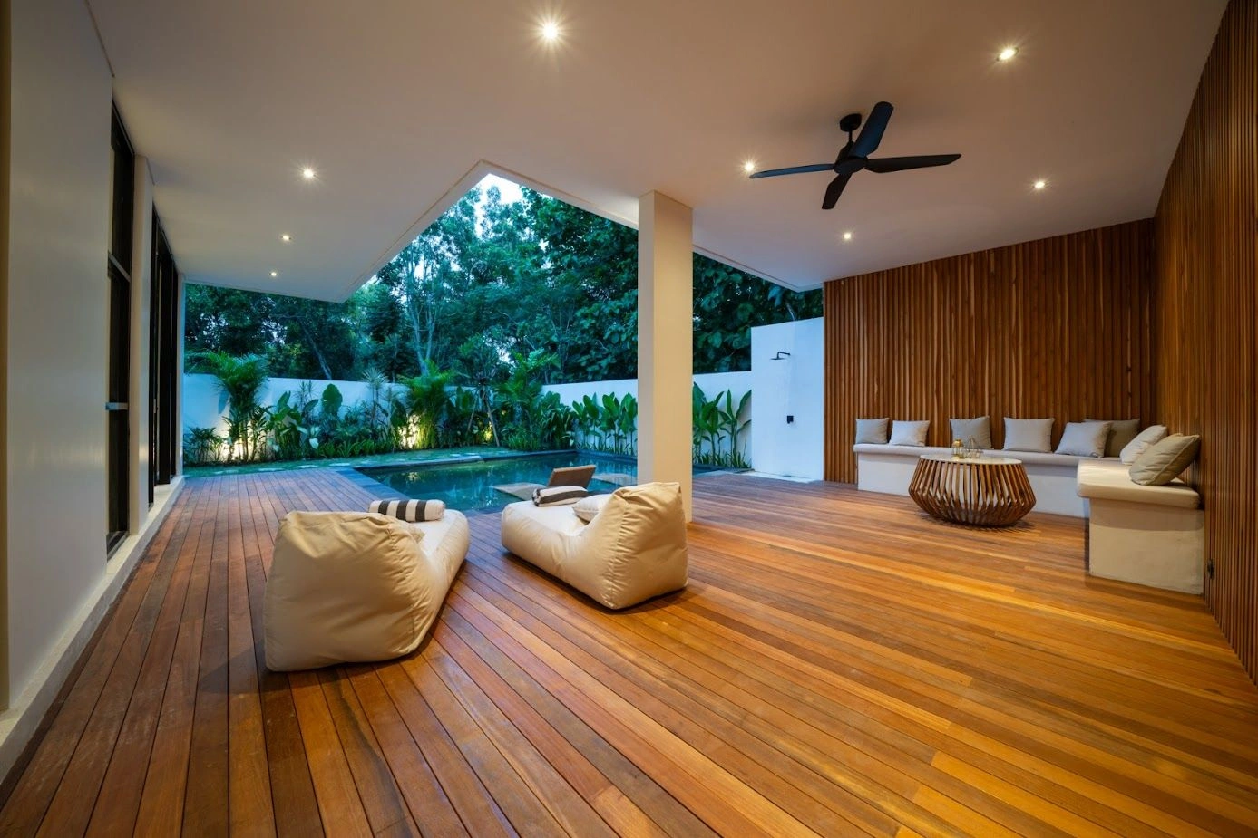 Family Villa 225 m2 with Ocean View in Pecatu Bali