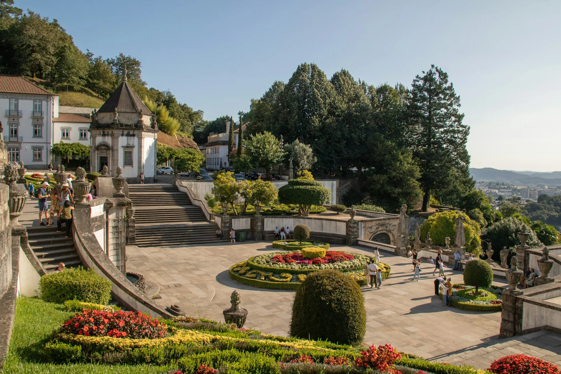 Spedisci merci da Braga in tutto il mondo - Preventivo in 24-48h | VelesClub Int.