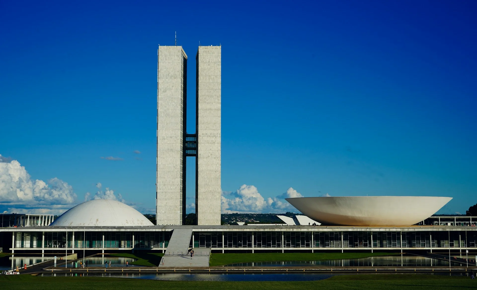 Brasília'da ödeme işlemlerini yönetin — uygulamalı konsiyerj desteği | VelesClub Int.