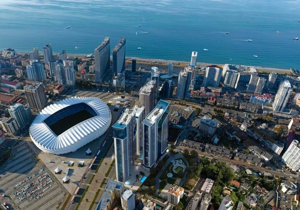 Nuevo complejo residencial moderno y premium