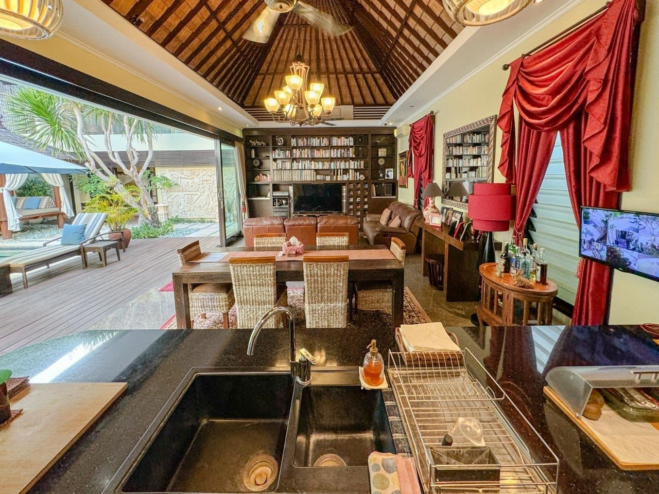 5 Bedroom Villa with private pool