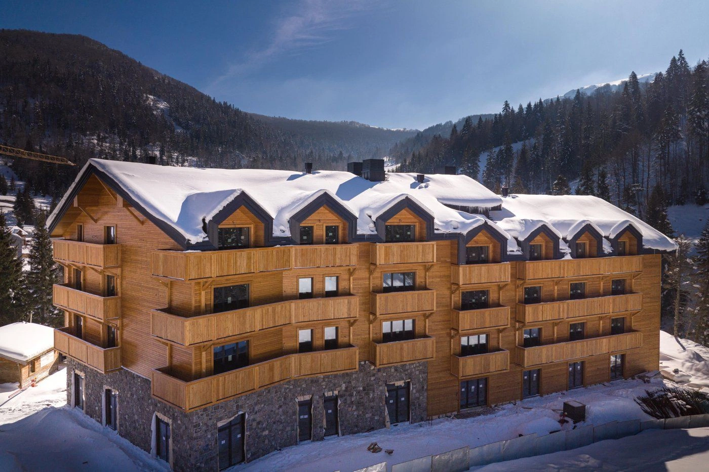 Luxury apartment complex on largest ski cluster in Kolasin