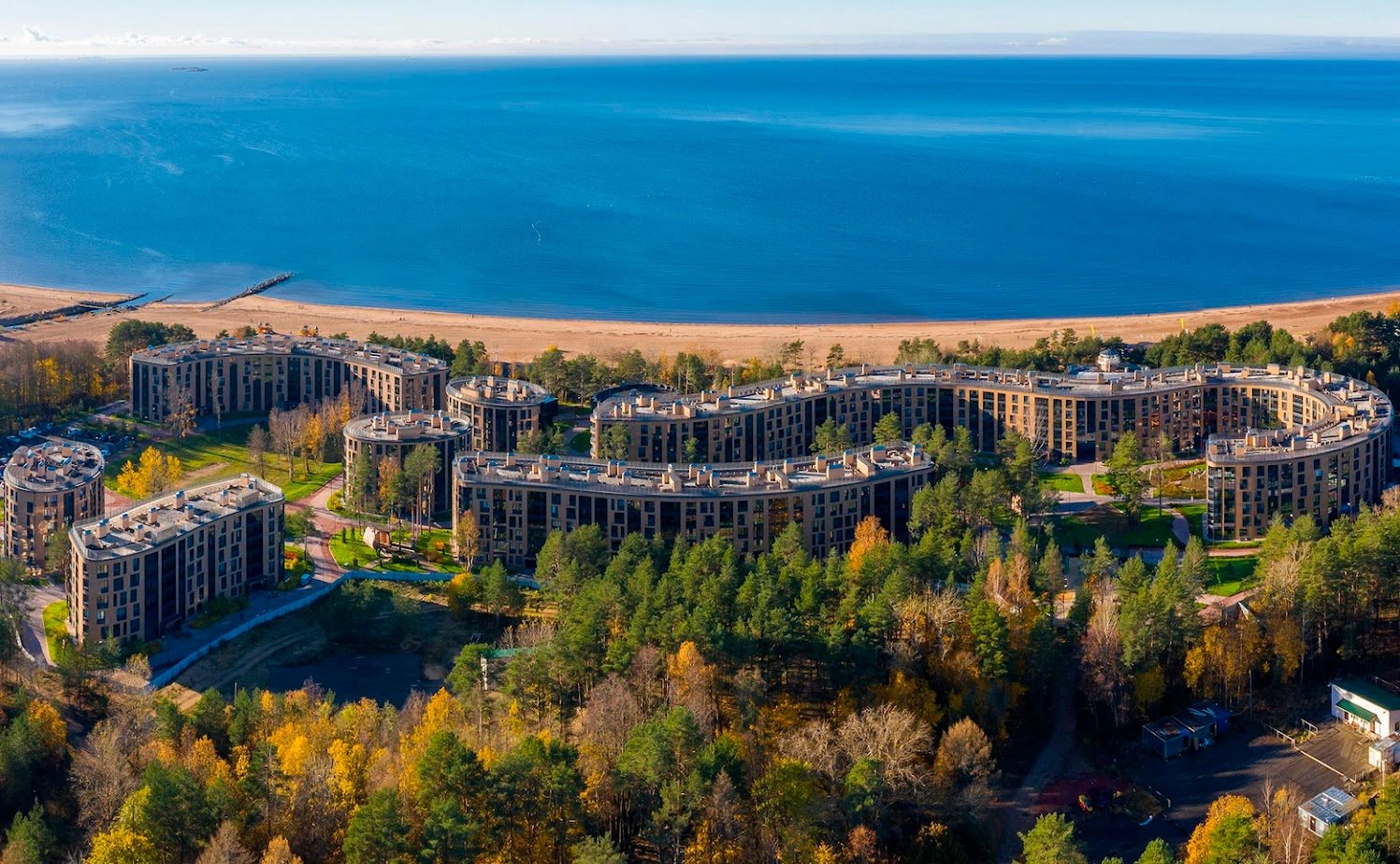 A residential complex on the territory of former sanatorium