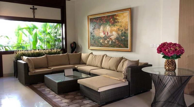 Luxuosa vila 8+1 em uma área privilegiada de Nusa Dua