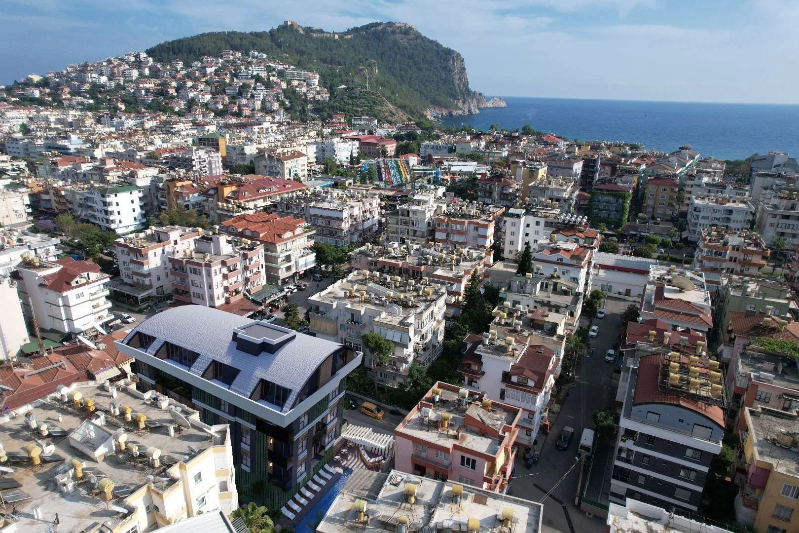 Residential complex 400 meters from the beach Alanya