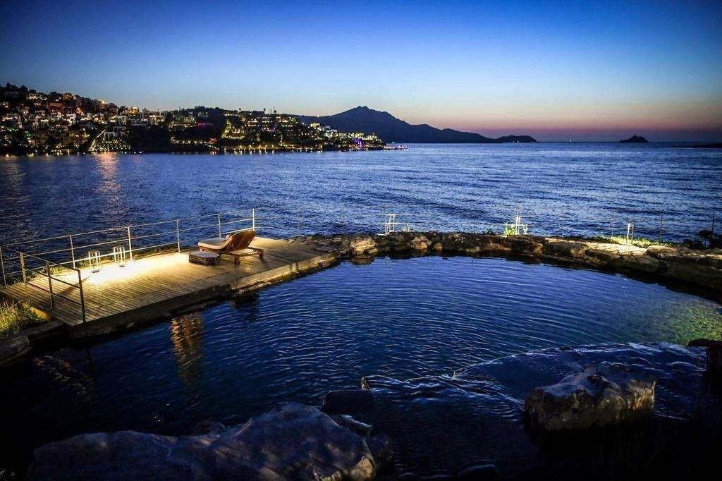 فيلا فاخرة بمساحة 680 م2 في منتجع بودروم