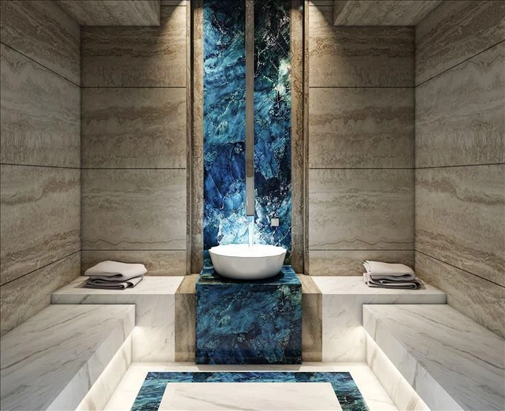 مجمع من الدرجة الممتازة على ضفاف بحيرة خلابة في دبي