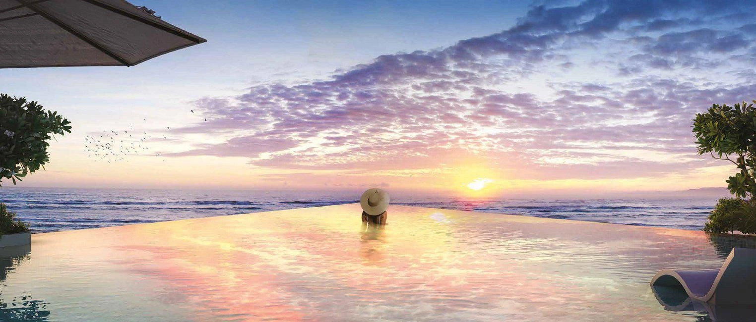 Luxury Residential Complex with Two Infinity Pools in Dubai